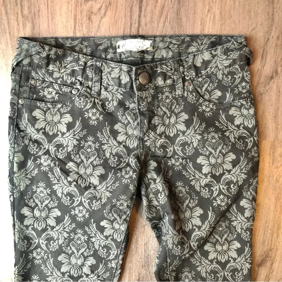 Free People Damask Brocade Skinny Jeans Black Sz 25 Goth Punk Indy Sleaze - Picture 2 of 10